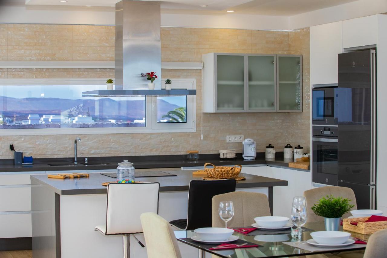Eslanzarote Eco Villa Tony, Heated Pool, Jacuzzi, Sat Tv, Super Wifi La Costa Exterior photo